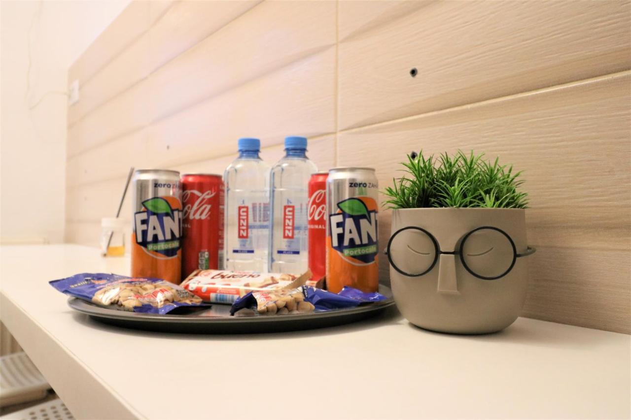 Cozy Old Town Apartment - Free Minibar Бухарест Екстер'єр фото